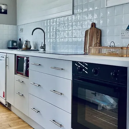 Wavecrest By Trident Homes Holiday home