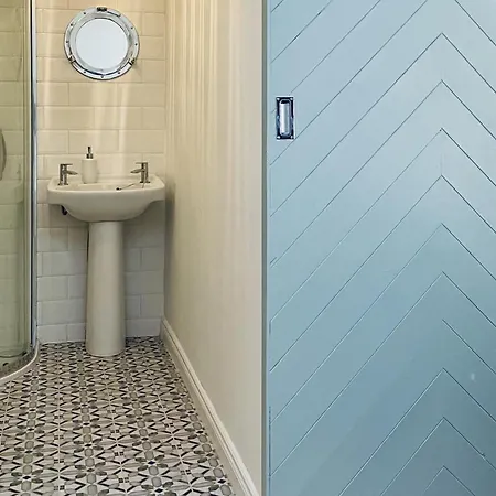 Holiday home Wavecrest By Trident Homes